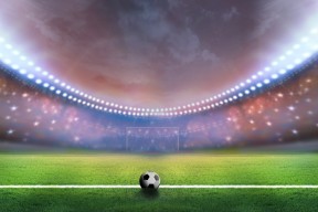 LOL SPORTS-纪录之夜与王者之师，哈登突破里程碑，巴黎圣日耳曼续写胜利传奇
